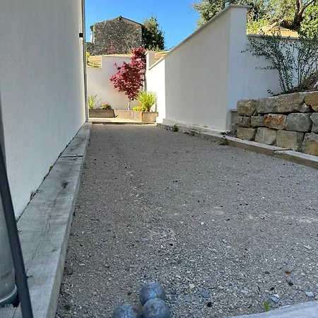 Contemporaine Avec Vue Imprenable Peyruis