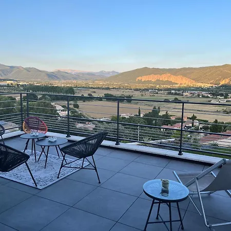 Contemporaine Avec Vue Imprenable Peyruis